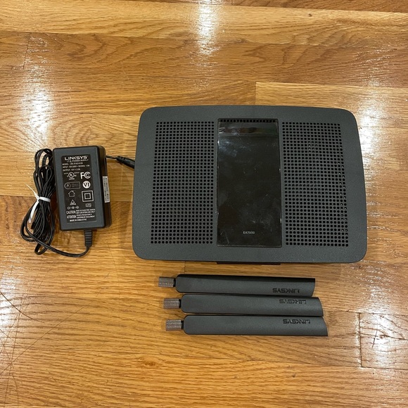 Linksys EA7500 Dual-Band Wi-Fi Router - Picture 3 of 12